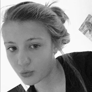 Meet your Posher, Carlee